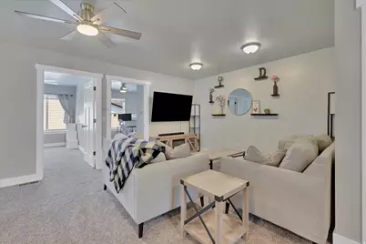 272 E 1725 N #4, North Logan, UT 84341 - Photo 6