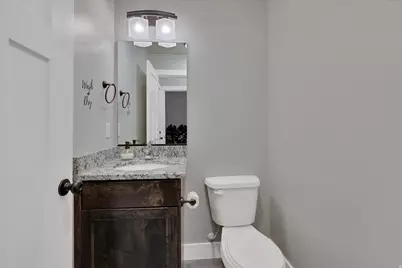 272 E 1725 N #4, North Logan, UT 84341 - Photo 12
