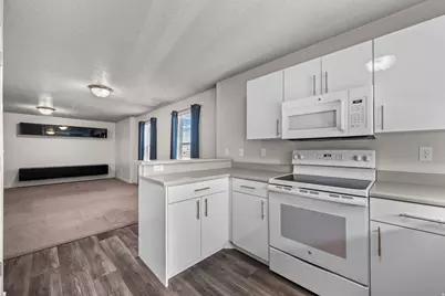 1700 S Sandhill Rd W #E 301, Orem, UT 84058 - Photo 10