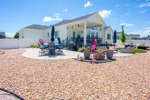2288 E Parkside Cir S, South Ogden, UT 84403 - Photo 32