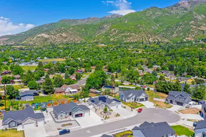 2288 E Parkside Cir S, South Ogden, UT 84403 - Photo 38
