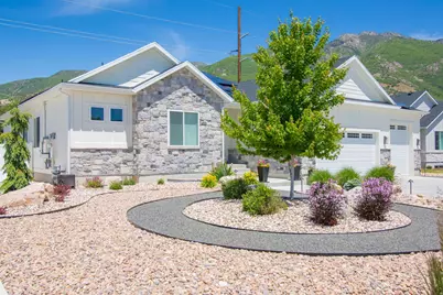 2288 E Parkside Cir S, South Ogden, UT 84403 - Photo 2