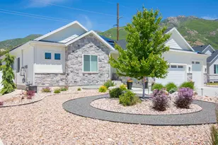 2288 E Parkside Cir S, South Ogden, UT 84403 - Photo 2