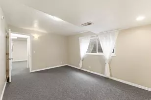 9057 S Cherbourg Pl E, Sandy, UT 84093 - Photo 38