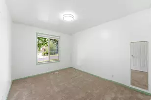 9057 S Cherbourg Pl E, Sandy, UT 84093 - Photo 28