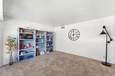 9057 S Cherbourg Pl E, Sandy, UT 84093 - Photo 8
