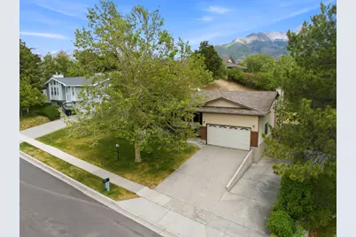 9057 S Cherbourg Pl E, Sandy, UT 84093 - Photo 2