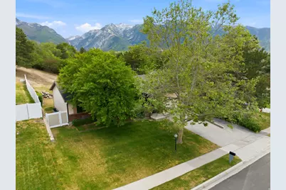 9057 S Cherbourg Pl E, Sandy, UT 84093 - Photo 64