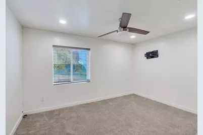 2318 N 4000 W, Lehi, UT 84048 - Photo 32