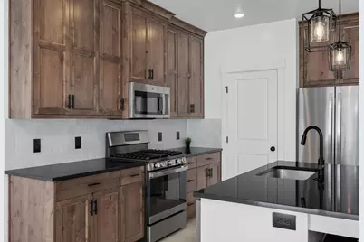 1589 W 2200 S, Logan, UT 84321 - Photo 4