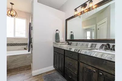 9261 N Belle St, Eagle Mountain, UT 84005 - Photo 40