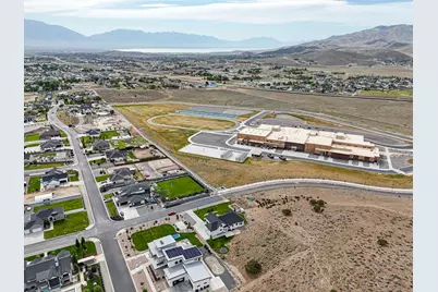 9261 N Belle St, Eagle Mountain, UT 84005 - Photo 20