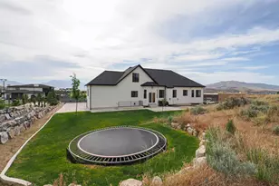 9261 N Belle St, Eagle Mountain, UT 84005 - Photo 6