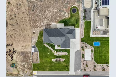 9261 N Belle St, Eagle Mountain, UT 84005 - Photo 14