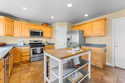 279 W Wrangler Ave S, Saratoga Springs, UT 84045 - Photo 38