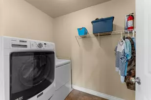 279 W Wrangler Ave S, Saratoga Springs, UT 84045 - Photo 28