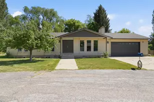 15 N Williams Cir E, Morgan, UT 84050 - Photo 2