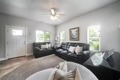 1554 N 450 W #101, Logan, UT 84341 - Photo 6