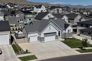 3153 S Forest Ave, Saratoga Springs, UT 84045 - Photo 2