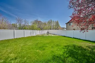 1045 W Rnch Pk Dr, West Jordan, UT 84088 - Photo 26