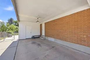 284 S 250 W, Kaysville, UT 84037 - Photo 32
