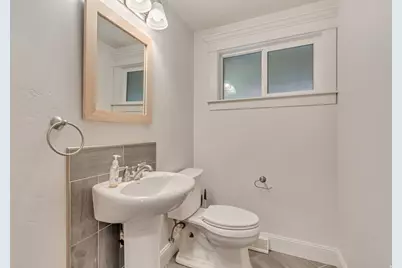 1380 E 330 S, Provo, UT 84606 - Photo 12