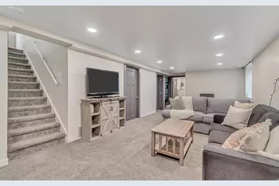 1380 E 330 S, Provo, UT 84606 - Photo 12