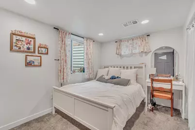1380 E 330 S, Provo, UT 84606 - Photo 18
