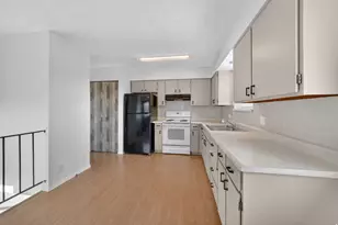 382 W Plum St, Grantsville, UT 84029 - Photo 10