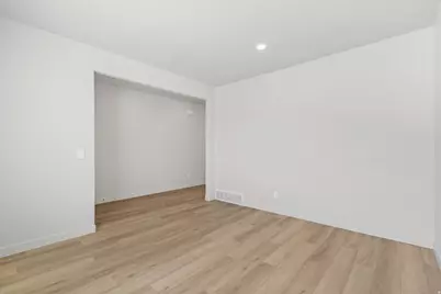 847 N 260 E #223, Santaquin, UT 84655 - Photo 10