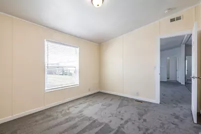 935 E Highway 193 #204, Layton, UT 84040 - Photo 12