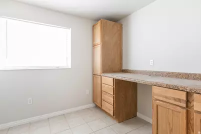 3063 W Holdershill Ln, Taylorsville, UT 84129 - Photo 20