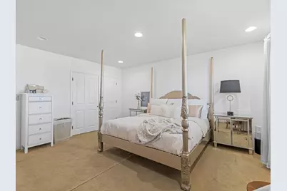 8903 S Cobble Crest Ln, Sandy, UT 84093 - Photo 16