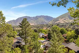 8903 S Cobble Crest Ln, Sandy, UT 84093 - Photo 26