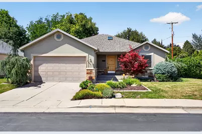1689 E Kierstin Pl, Salt Lake City, UT 84108 - Photo 1