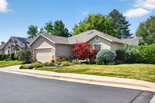 1689 E Kierstin Pl, Salt Lake City, UT 84108 - Photo 4