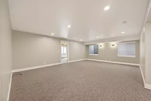 1689 E Kierstin Pl, Salt Lake City, UT 84108 - Photo 24