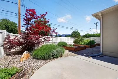 1689 E Kierstin Pl, Salt Lake City, UT 84108 - Photo 36
