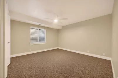 1689 E Kierstin Pl, Salt Lake City, UT 84108 - Photo 26