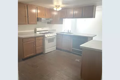 2875 N Hill Field Rd #195, Layton, UT 84041 - Photo 10
