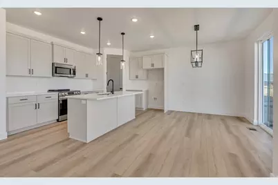 1309 N 1440 E #9, Payson, UT 84651 - Photo 2