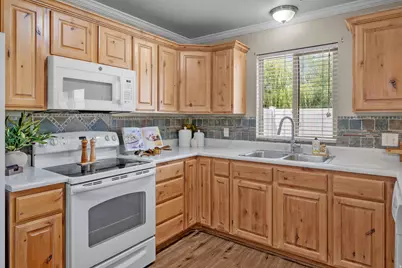 781 N Blackhorse Dr E, Spanish Fork, UT 84660 - Photo 10