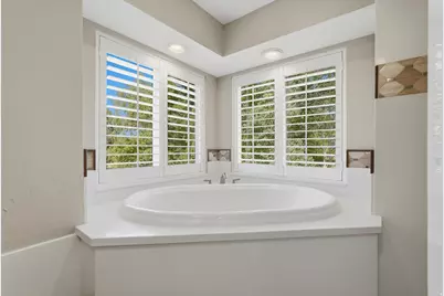 155 E 400 S, Hyrum, UT 84319 - Photo 24