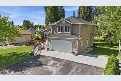 155 E 400 S, Hyrum, UT 84319 - Photo 46