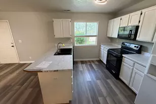 825 E 760 N, Ogden, UT 84404 - Photo 8