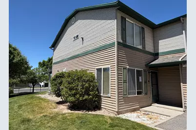 825 E 760 N, Ogden, UT 84404 - Photo 2