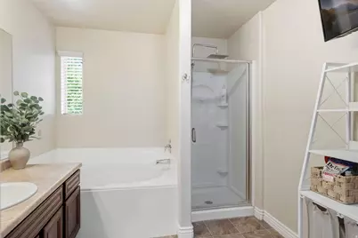 1853 W 2300 S, Woods Cross, UT 84087 - Photo 30