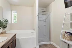 1853 W 2300 S, Woods Cross, UT 84087 - Photo 30