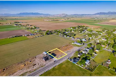 68 E 200 S #3, Lewiston, UT 84320 - Photo 6