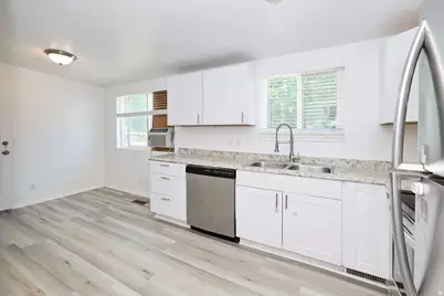 444 N Morton Dr, Salt Lake City, UT 84116 - Photo 10